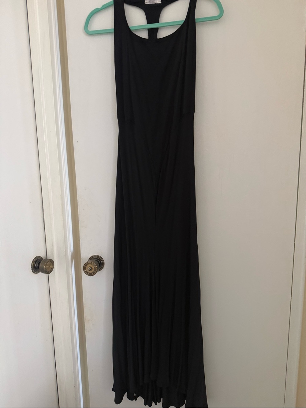 Ritmo di Perla Black Racerback Maxi Dress